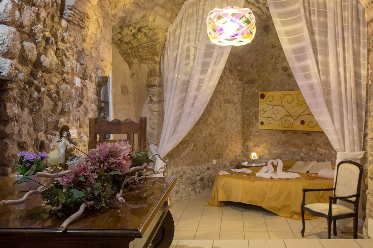 Donnaciccina Accomodation Hotel Tropea Luaran gambar