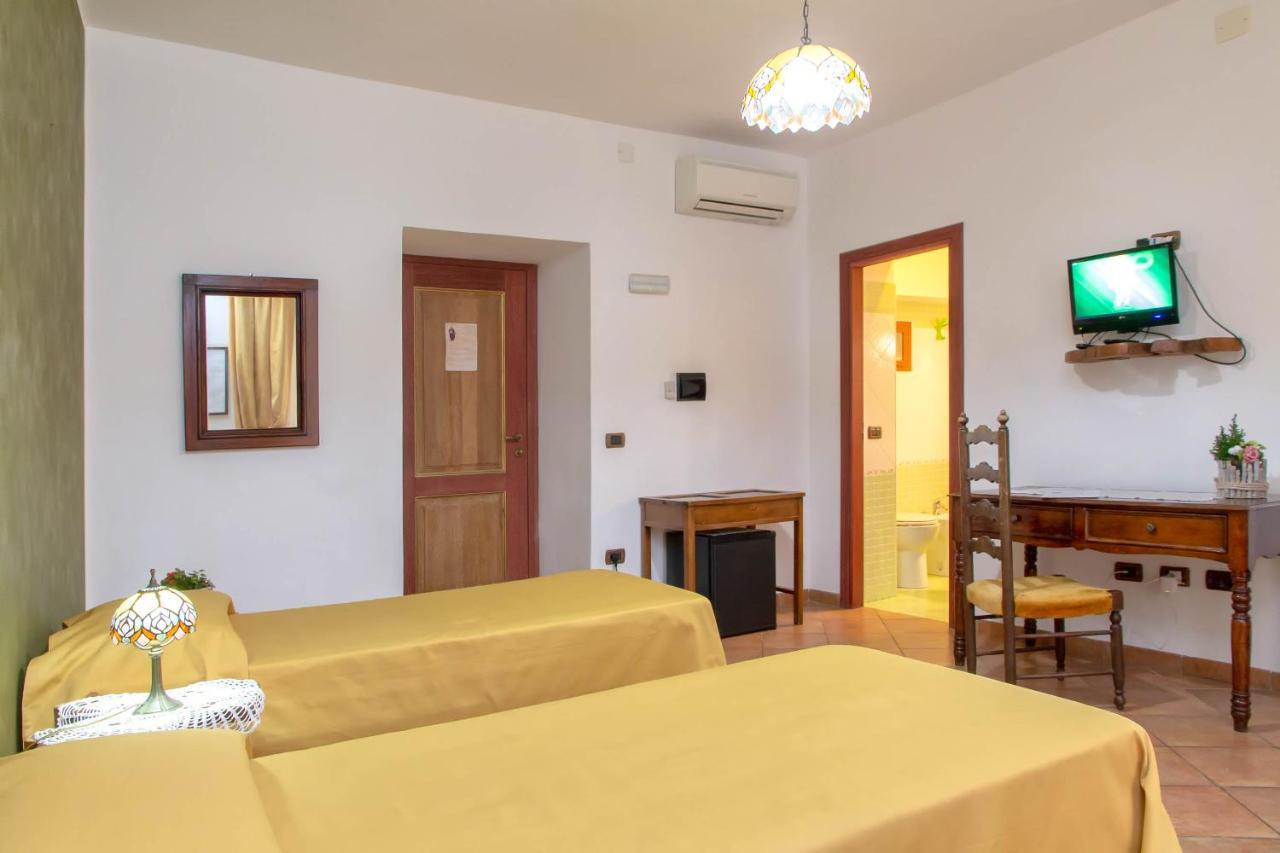 Donnaciccina Accomodation Hotel Tropea Luaran gambar